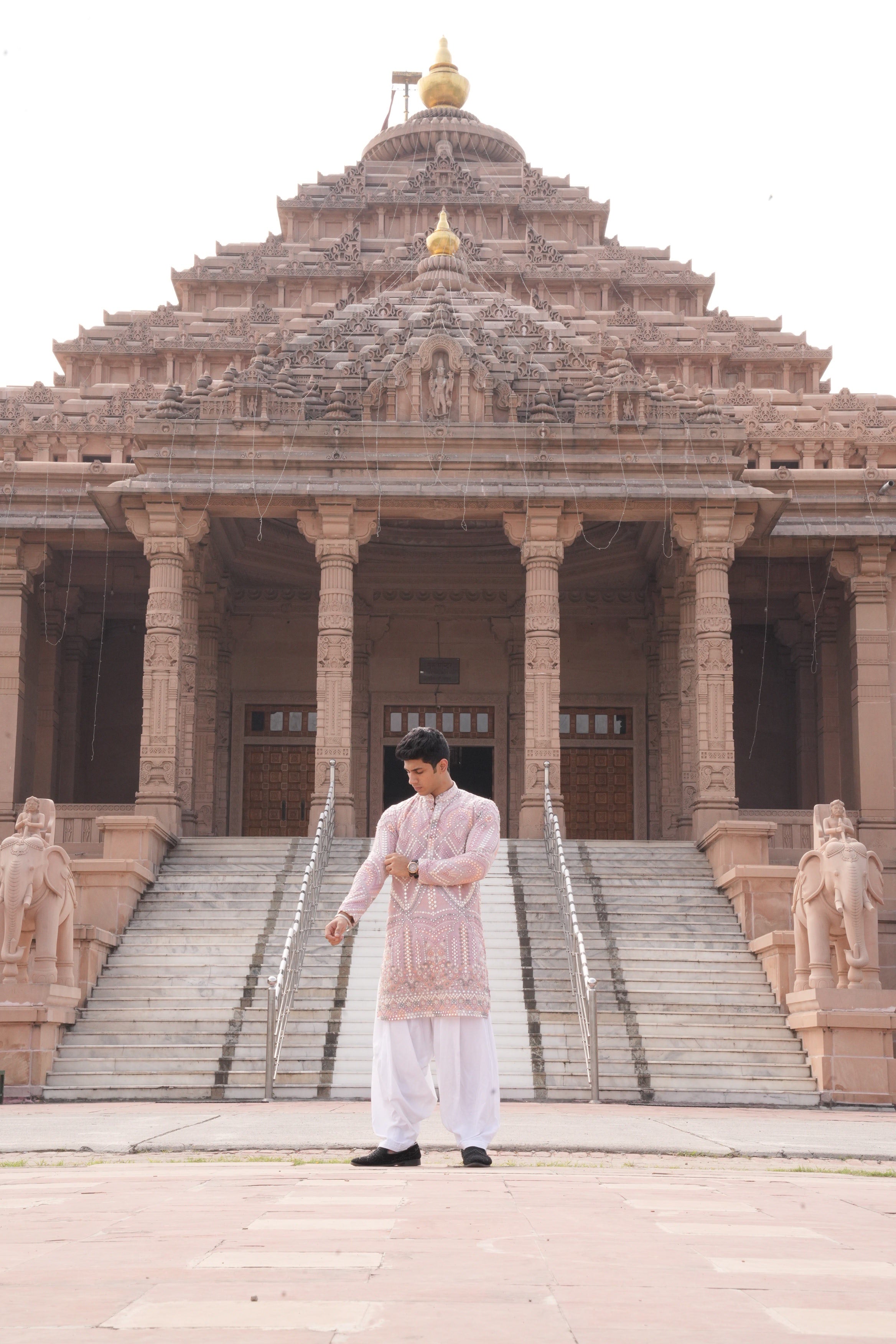 Gulzar Pink Mirrorwork Kurta for Men | Festive & Wedding Wear by Roohdari